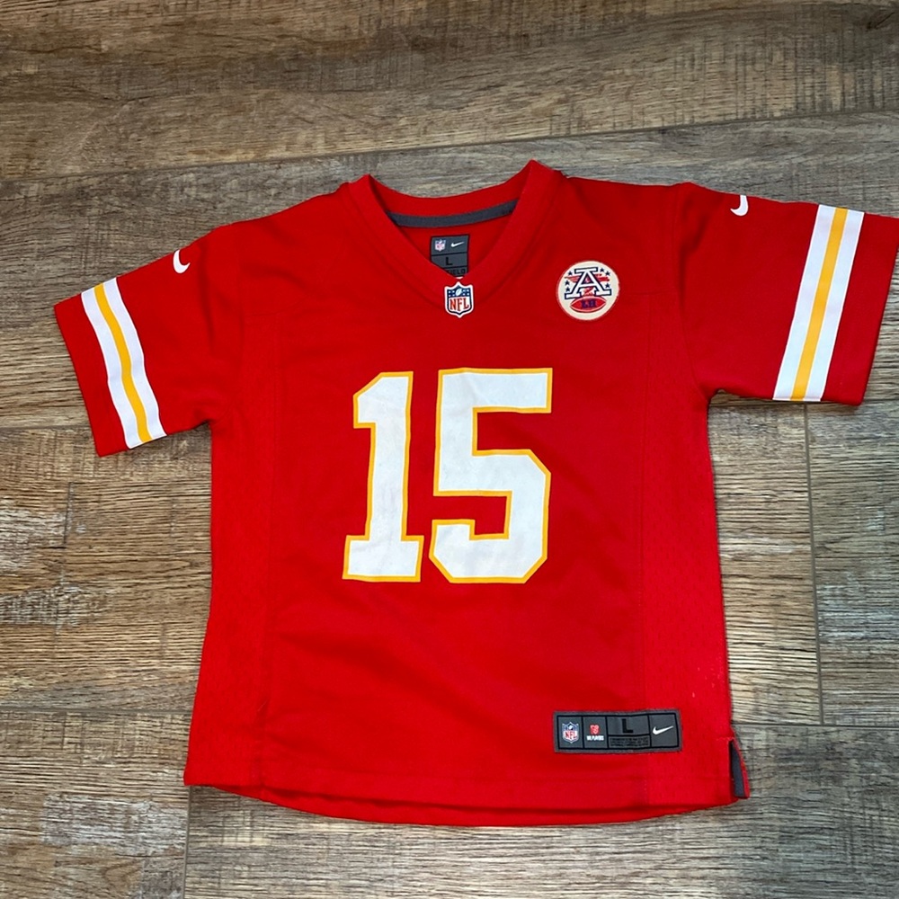Kids Nike KC Chiefs Patrick Mahomes jersey, size L/7.